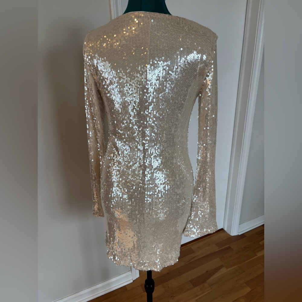 Wild Fable Target Sequin Long Sleeve Mini Dress bell sleeves, small - Picture 2 of 10